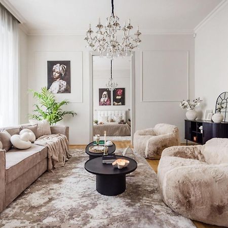 Timeless Elegant Apartment By Opera House بودابست المظهر الخارجي الصورة