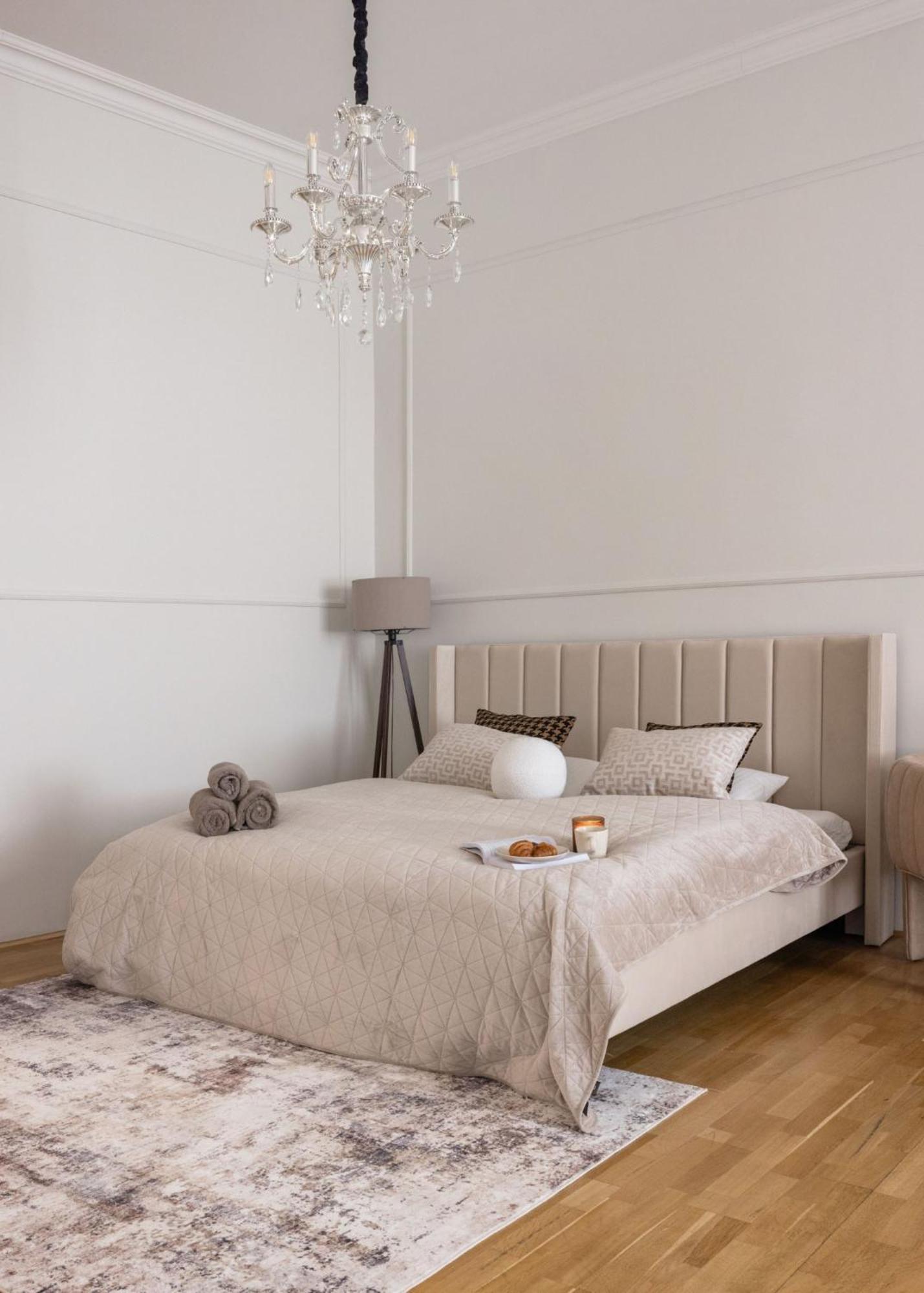Timeless Elegant Apartment By Opera House بودابست المظهر الخارجي الصورة